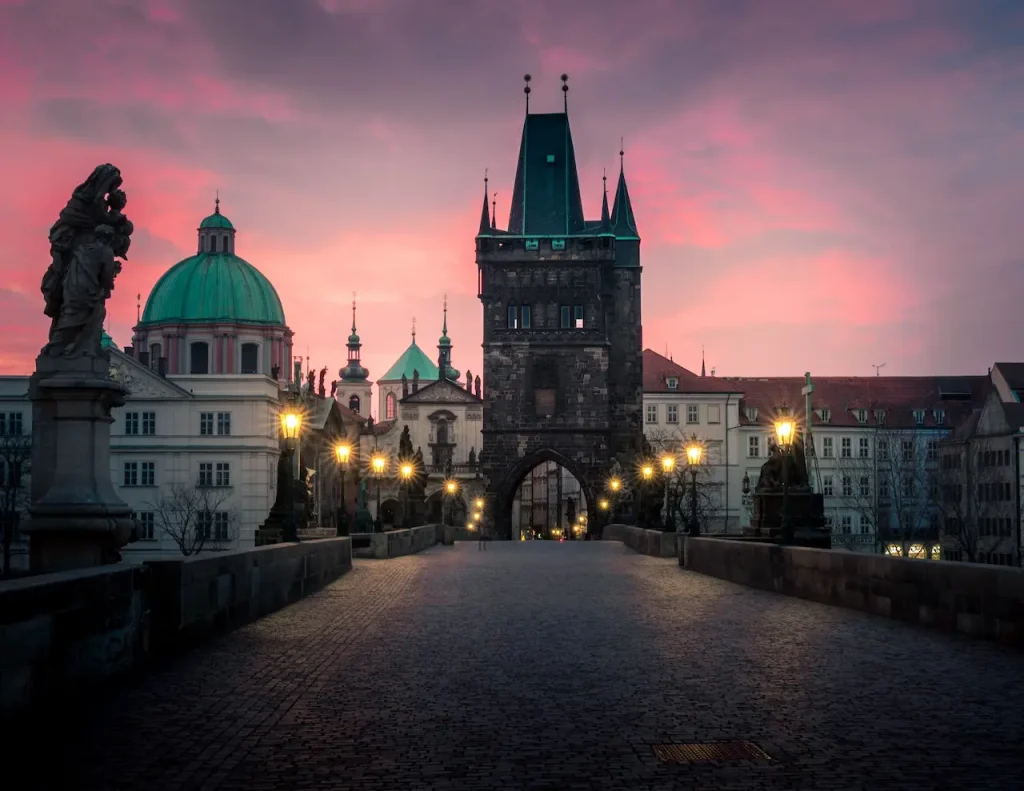 vuelo pamplona praga